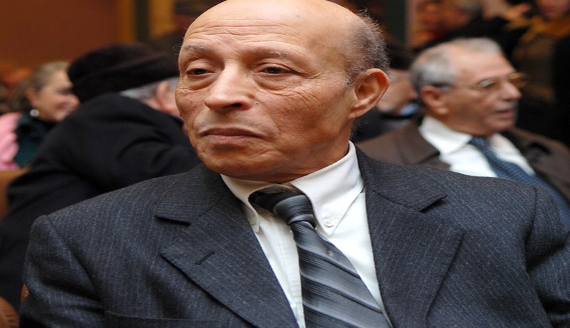 تمييز سياسي في التنصيب!