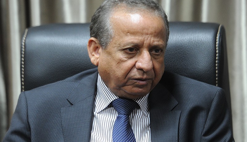 وزير الشباب  معارك لا تنتهي للإطاحة بتهمي