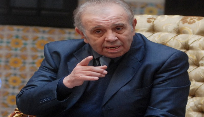 قسنطيني مطلوب لحل أزمة مالي