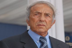 نكتة تنتظــر من يصدقها