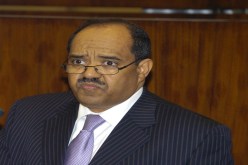 البنك المركزي‮ ‬يعجز أمام‮ ''‬طاكسـي‮ ‬فـون‮'' ‬