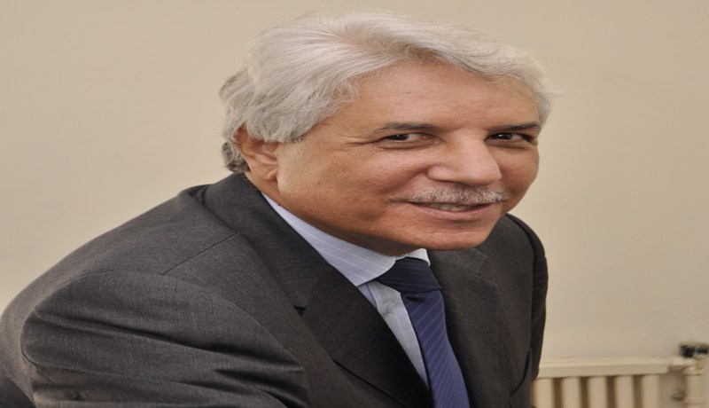 موظفّو وزارة العمل‮ ‬يكرّمون لوح