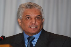 لوح  ما يسمحش  في إطاراته