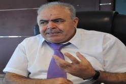 مواطن يفضح محلول أمام الوزير
