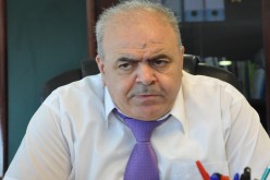محند العيد يعيد ترتيب البيت