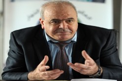 ‮ ‬مدير عام مختص في‮ ‬الردود