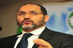 مقري يخدم في السر