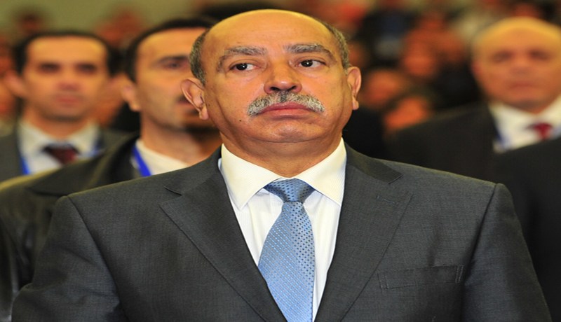 مدير إقامة حاضر غائب
