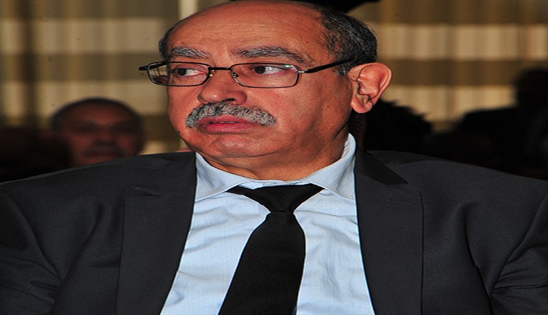 مباركي يمنح 200 مليون لكل باحث