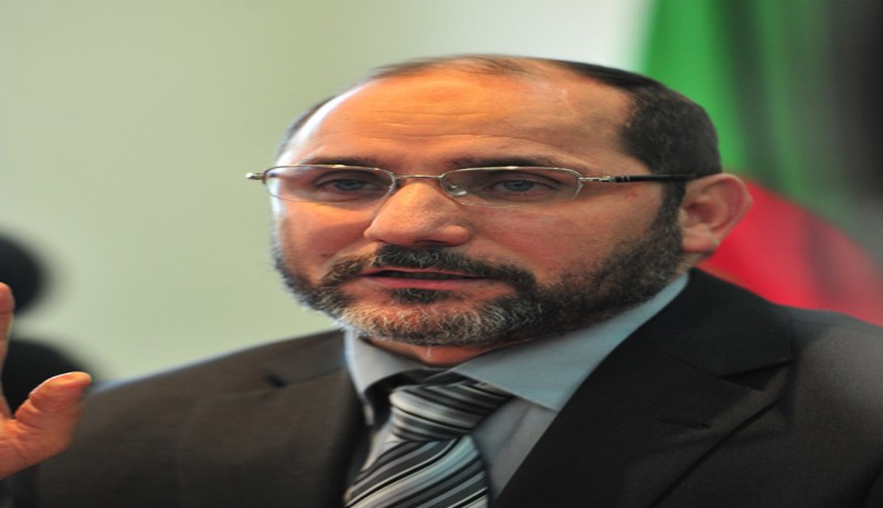 مقـري وزيرا للتربية