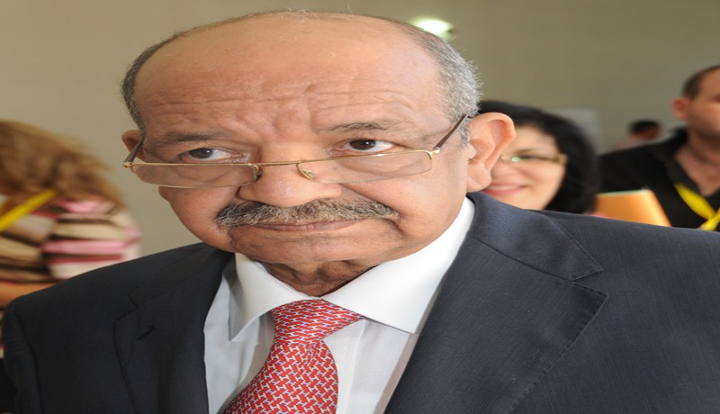 ثلاثية لعمامرة مساهل والإعلام