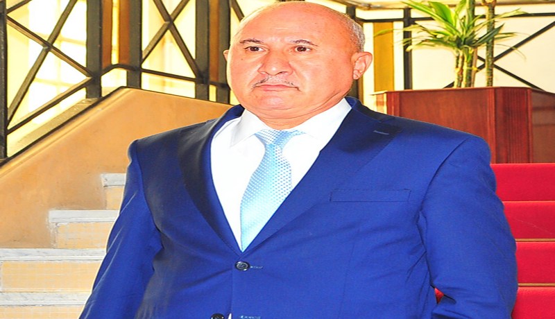 وزير الفلاحة.. «بضربه بصرعه »