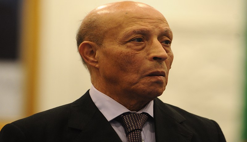 باسبورات الحج أولى من مشاكل الشعب