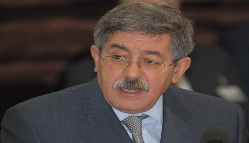 المسار المهني‮ ‬لـ‮''‬ذراعي‮'' ‬أويحيى على العلن‮  ‬