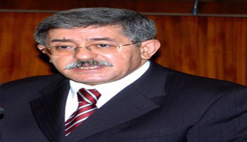 أويحيى‮ ‬يدعو إلى‮ ‬غضّ‮ ‬البصر‬