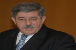 احتجاج على أويحيى بـ‮''‬الدربوكة‮''