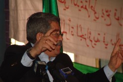 أويحيـى‮ ‬يــــرقص