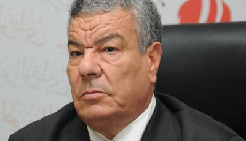 الرئيس لا يعنيني لوحدي بل كل المسؤولين الذين يعرّضون الجيش للخطر