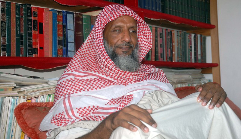 سحنـوني يَجلد “عبـــود”