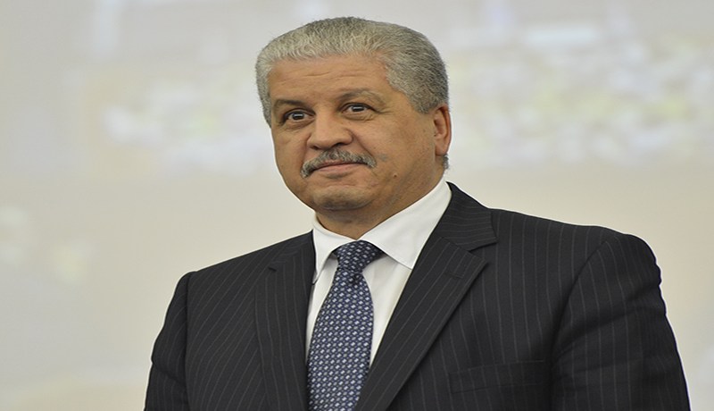 تخلاط فرنسي لزيارة سلال