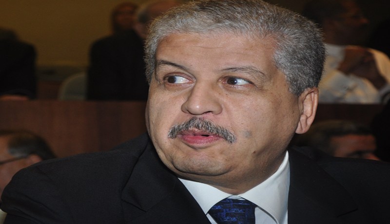 سلال يلتقي هولاند 