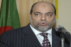 ‬مــازال واقفــــين‮