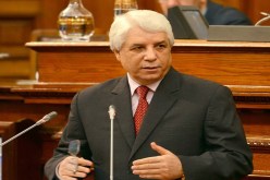 سحب الجنسية وصحيفة السوابق بالهاتف النقال