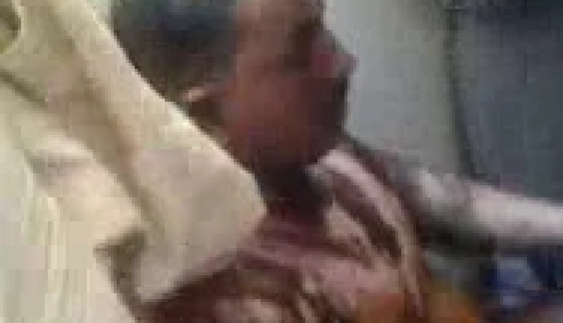 شـاب يضــرم النــار في جسـده ثـم يقتحــم مكتــب رئيــس دائرة المنيعـــة في غردايـة