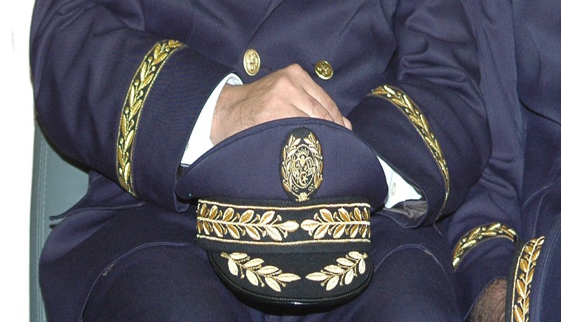 والي يفر من الشيراطون بسبب “النهار”