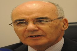 يوسفي يبني مركز أبحاث نووية