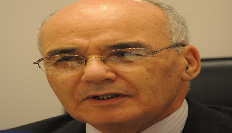 يوسفي يبني مركز أبحاث نووية