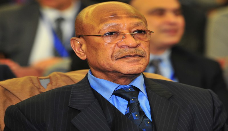 عندمــــا يُرفع الأذان يسكت زوخ