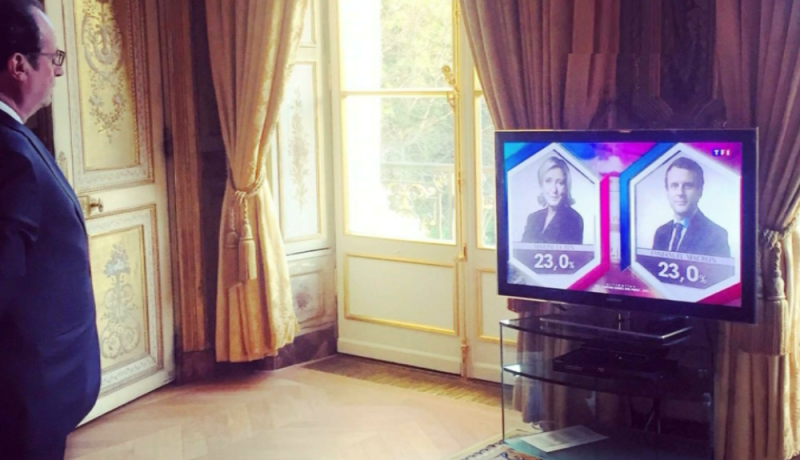 هولاند يطلب من وزرائه بالانضمام إليه لمتابعة نتائج الانتخابات في قصر الإليزيه