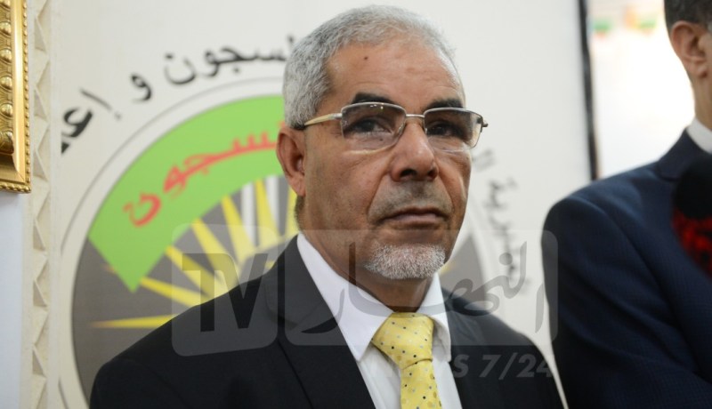 أنباء عن إقالة مختار فليون من إدارة السجون