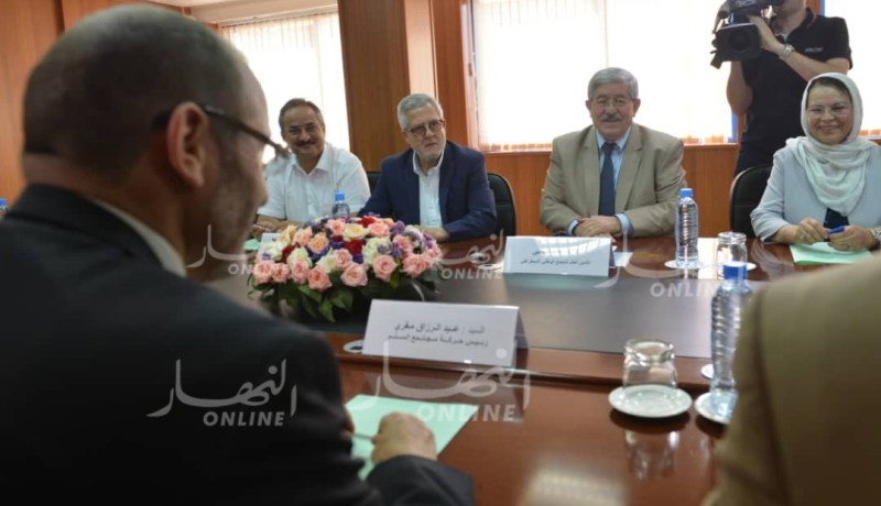 أويحىي: من الأحسن ترك الجيش في خدمة الوطن وعدم إقحامه في الصراعات