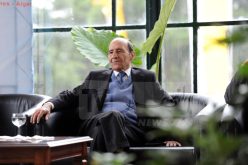 السفارة الأمريكية بالجزائر تعزي في وفاة المجاهد والوزير الأسبق نور الدين زرهوني