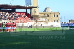 أولمبيك المقرن والمولودية يقفان دقيقة صمت ترحما على قايد صالح