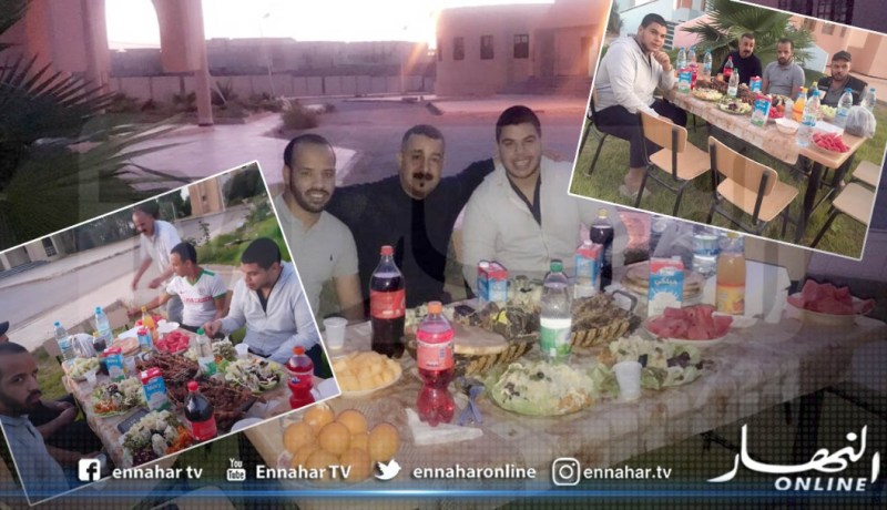 بالصور.. الإقامة الجامعية تنظم مأدبة إفطار على شرف الطلبة الأجانب بغرداية