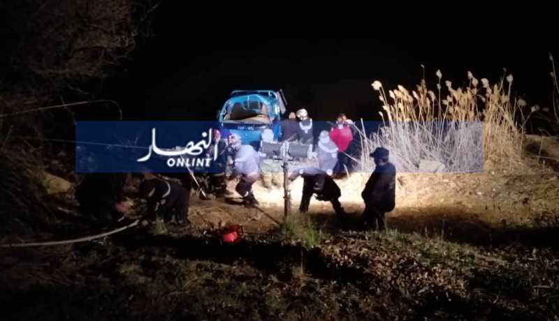 بالفيديو والصور .. إنتشال جثة شخص إثر سقوط شاحنة بسد صارنو في سيدي بلعباس