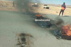 بالصور..سكان البيض يقطعون الطريق احتجاجا على هدم سكناتهم