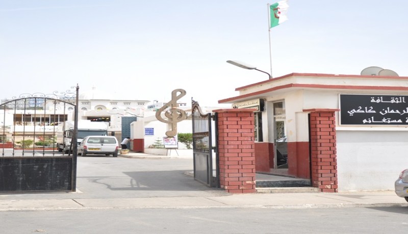 انطلاق الخريف التشكيلي الأول في مستغانم