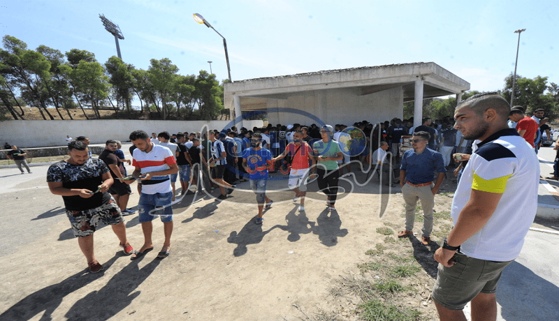 تذاكر الجزائر – زامبيا : التهاب متزايد في السوق السوداء