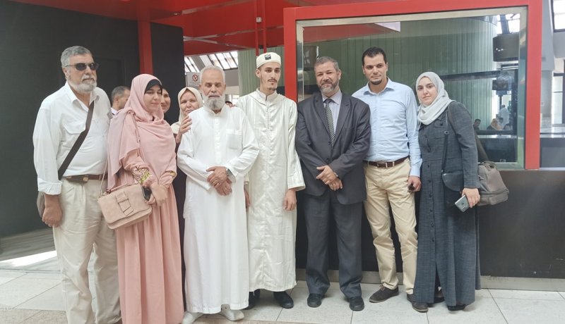 بالصور.. خير الدين بلقاسم يفوز بالمرتبة الثانية لجائزة الملك عبد العزيز الدولية القرآن الكريم