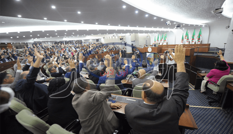 النواب يزكّون مخطط عمل الحكومة دون مفاجآت