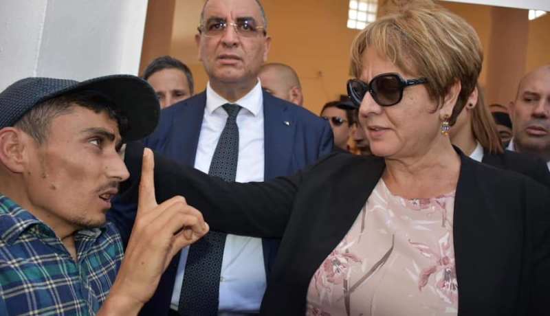 بالصور.. الدالية تستمع لإنشغالات ذوي الاحتياجات الخاصة بورقلة