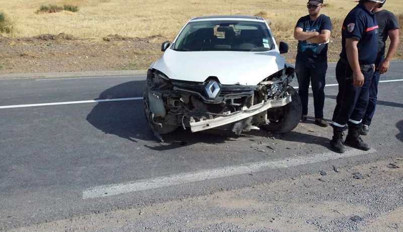 بالصور.. حادث مرور بعين عباد في تيسمسيلت
