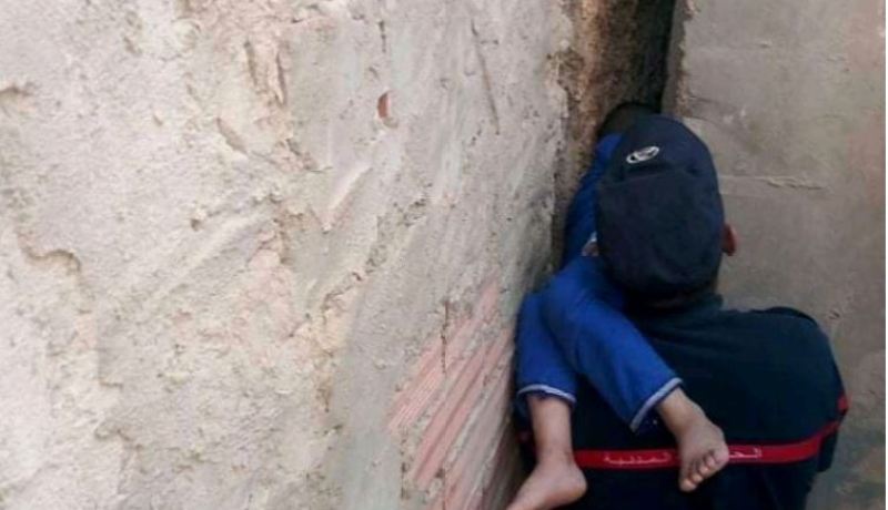 الشلف: إنقاذ طفل علق رأسه بين جدارين ببوقادير
