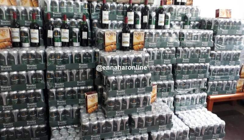 بالصور ..حجز 2360 وحدة من الكحول بمعسكر