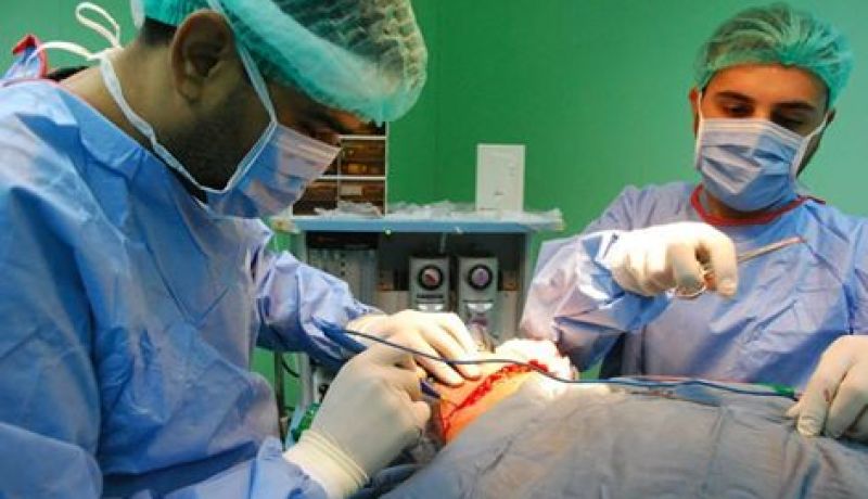 قطاع الصحة بالمسيلة يتدعم بـ30 طبيبا مختصا