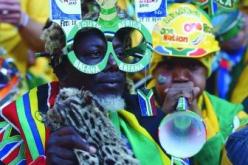 حـظـر أبـواق الـفـوفـوزيـلاس داخــل الـمـلاعــب